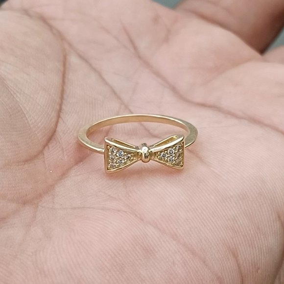 10kt Solid Gold Ring For Women size 7